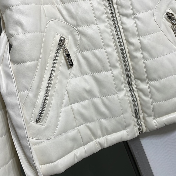 Guess Jacket - Picture 4 of 5